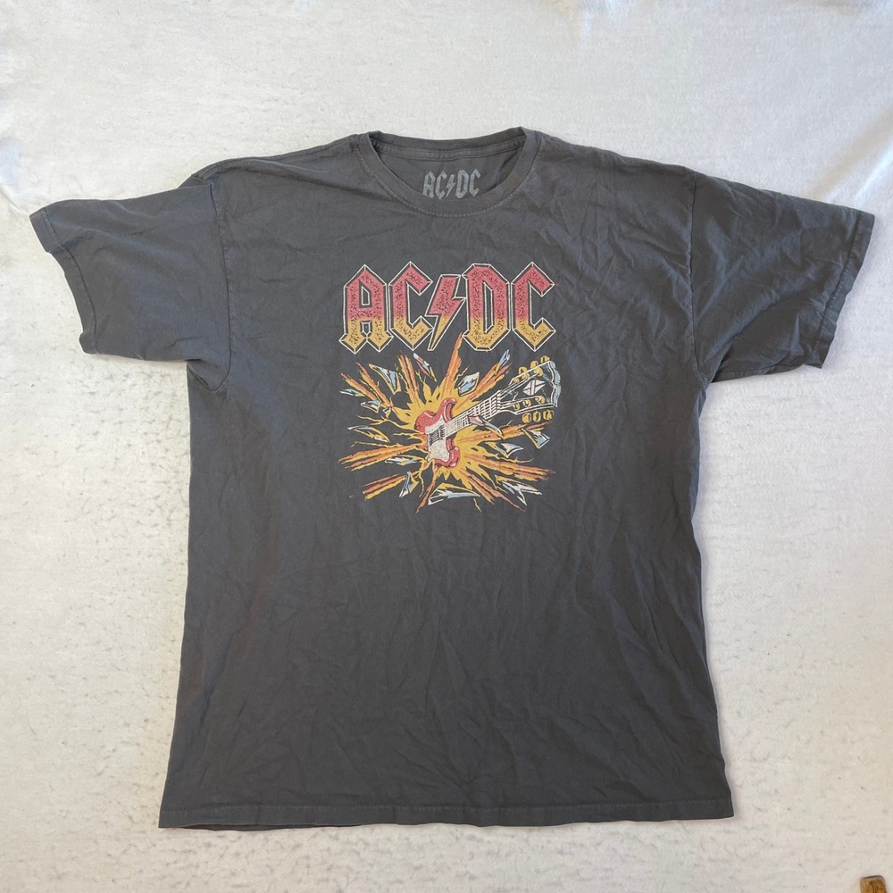 AC/DC Graphic T-Shirt Mens XL Gray Short Sleeve Rock Band Guitar Explosion Print